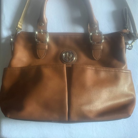 Relic Handbags - Relic/Fossil Dark Saddle Brown Front Pouch Gold Handle Crossbody Purse